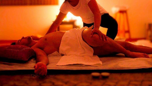 Foto 1 - Massagen relaxantes  em tatame